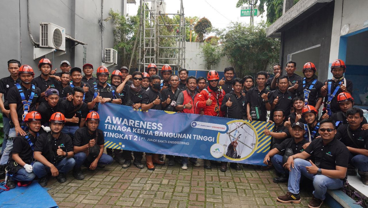 Gallery Awareness Bekerja Di Ketinggian Batch 8 Midiatama Academy